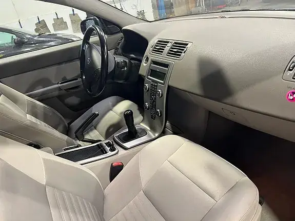 Volvo S40 2009 photo 3