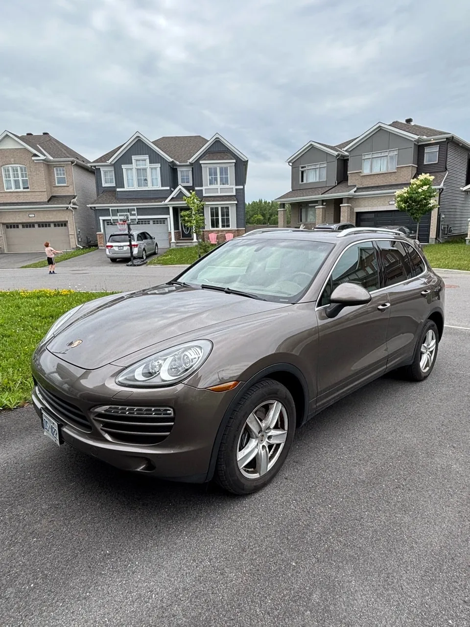 Porsche Cayenne 2012 photo 2
