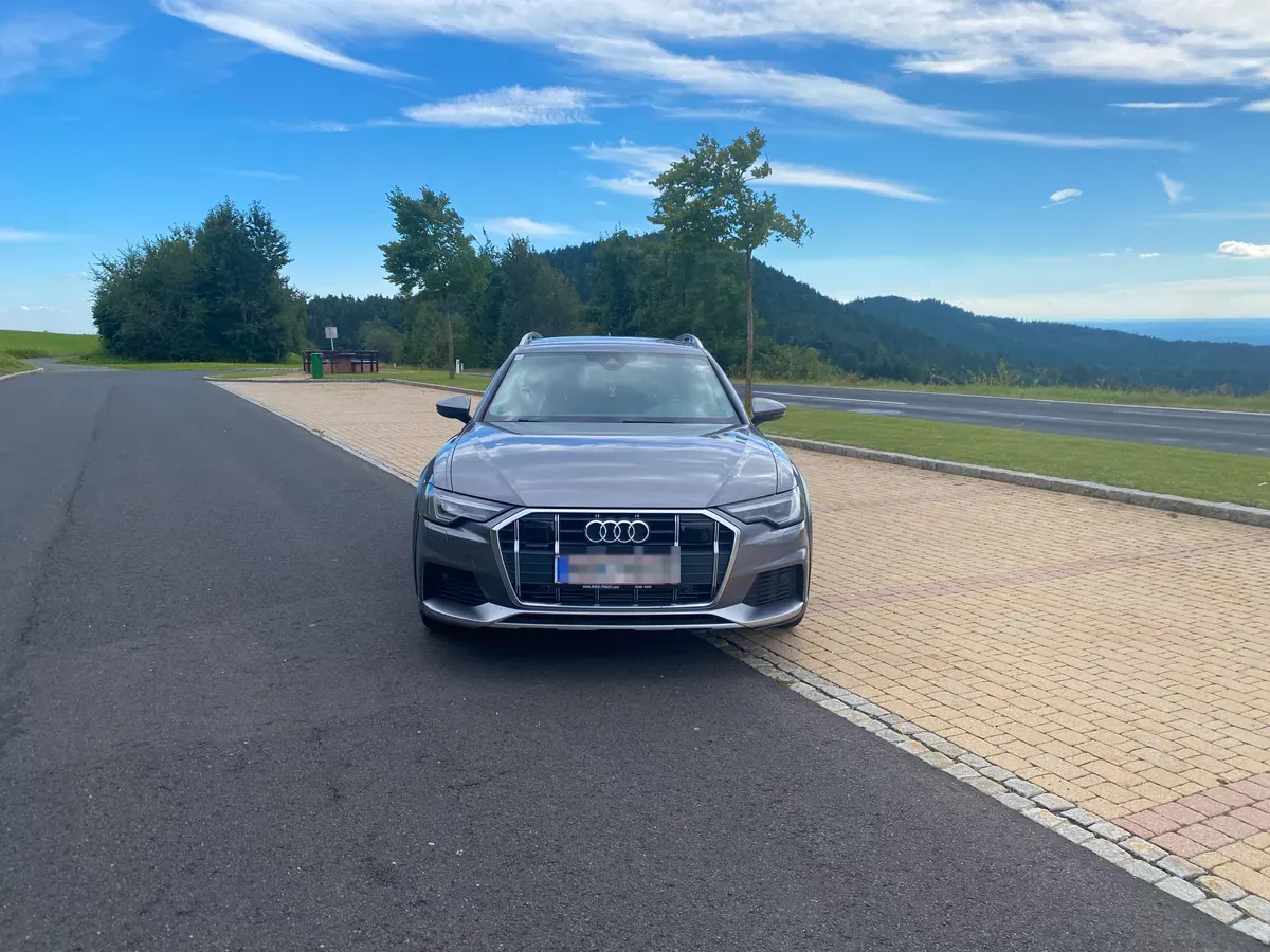 Audi A6 Allroad 2019 photo 2