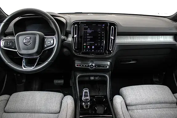 Volvo Ex40 2026 photo 2