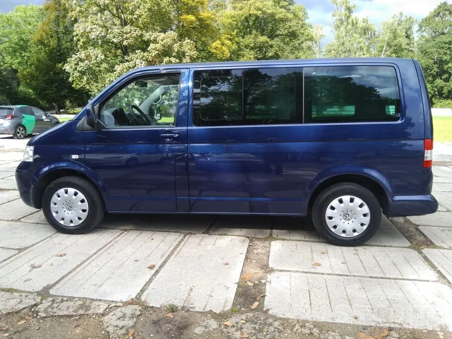 Volkswagen Multivan 2007 photo 2