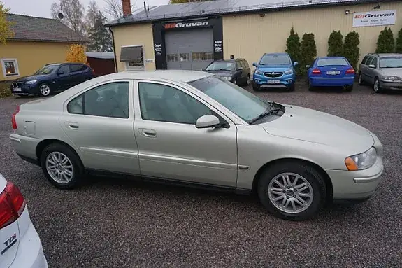 Volvo S60 2005 photo 5