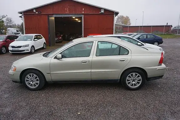 Volvo S60 2005 photo 4