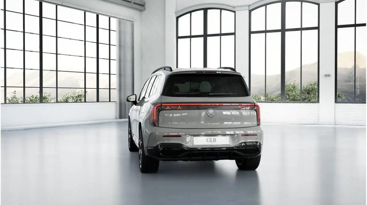 Mercedes-Benz Glb