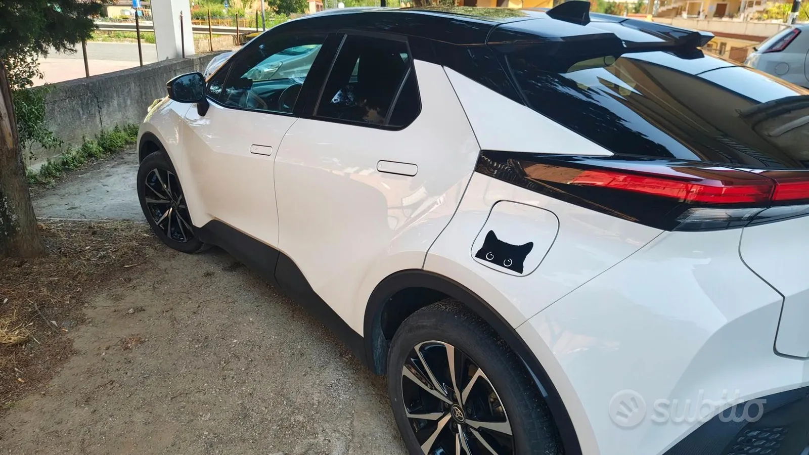 Toyota C-Hr 2024 photo 3