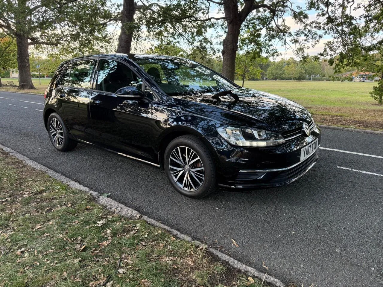Volkswagen Golf 2017 photo 2