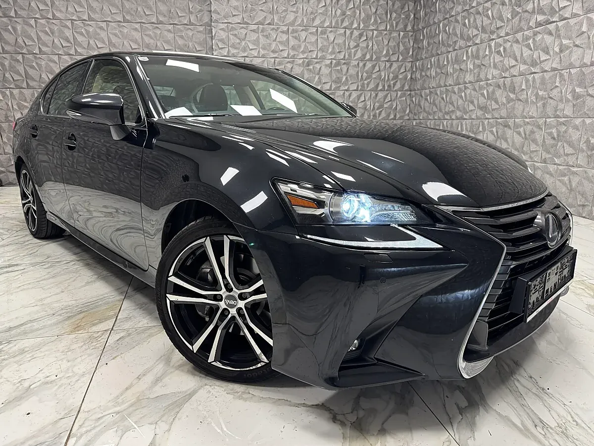 Lexus Gs