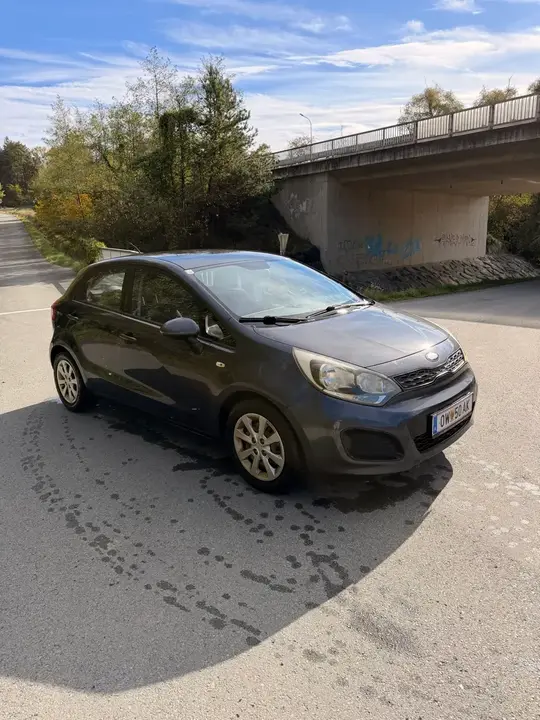 Kia Rio 2013 photo 2