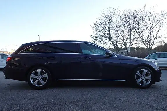 Mercedes-Benz E 220 2017 photo 4