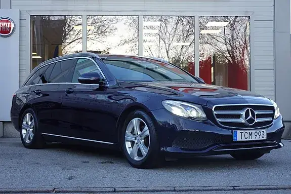 Mercedes-Benz E 220 2017 photo 2