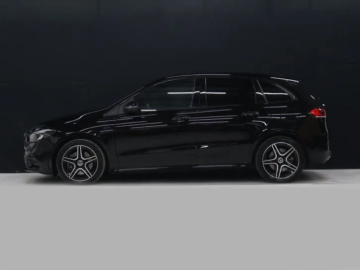 Mercedes-Benz B-Class 2021 photo 2