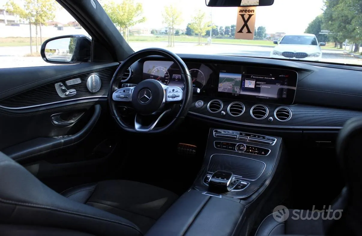 Mercedes-Benz E300De 2020 photo 3