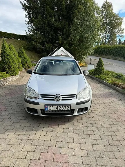 Volkswagen Golf V