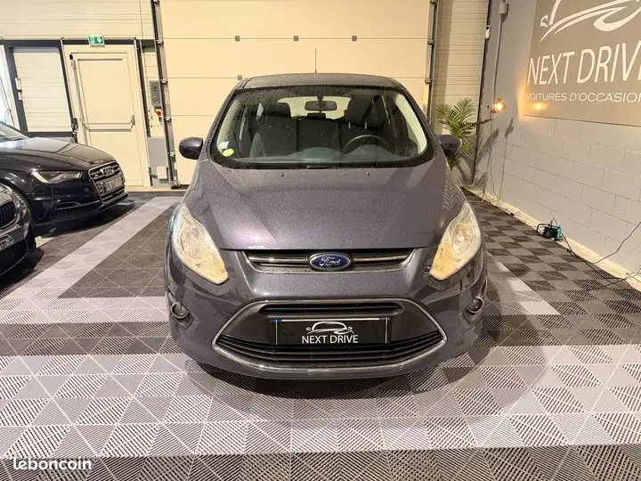 Ford C-Max 2012 photo 2