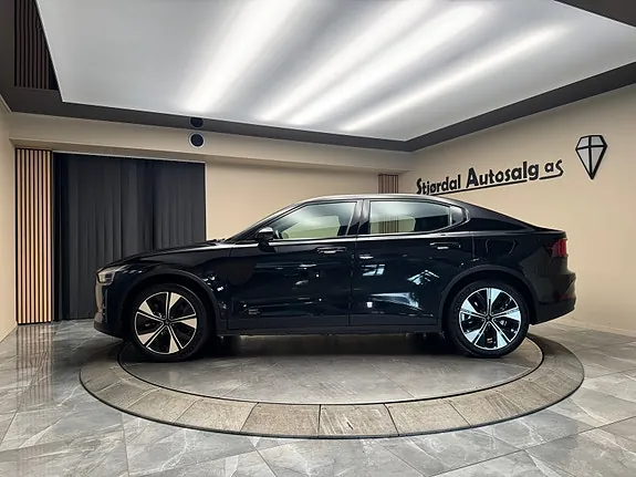 Polestar 2 2023 photo 2