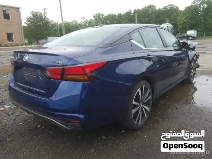 Nissan Altima