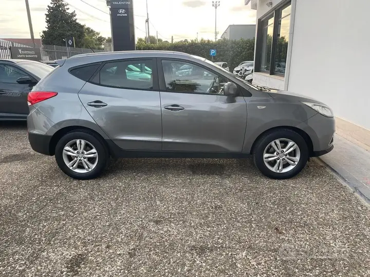 Hyundai Ix35 2012 photo 2