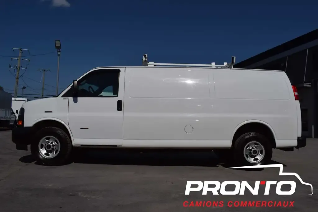 GMC Savana 2021 photo 4