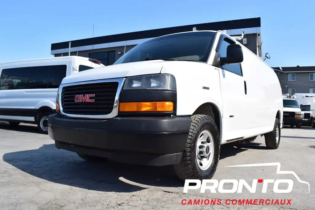 GMC Savana 2021 photo 2