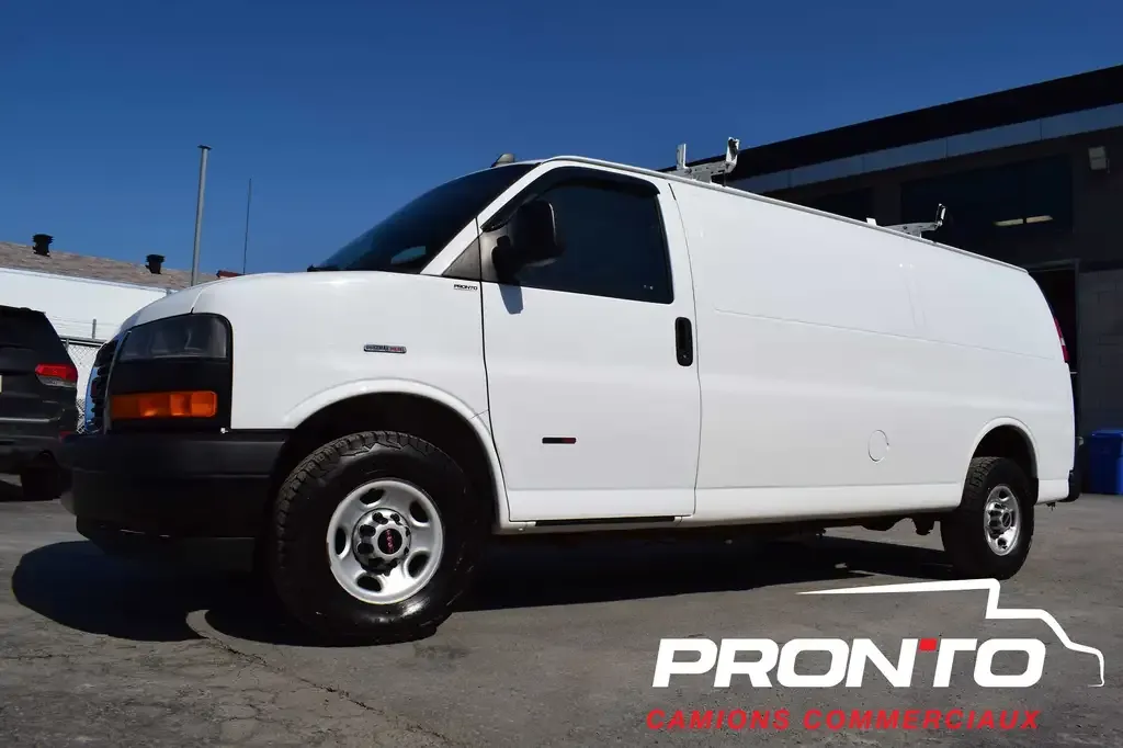 GMC Savana