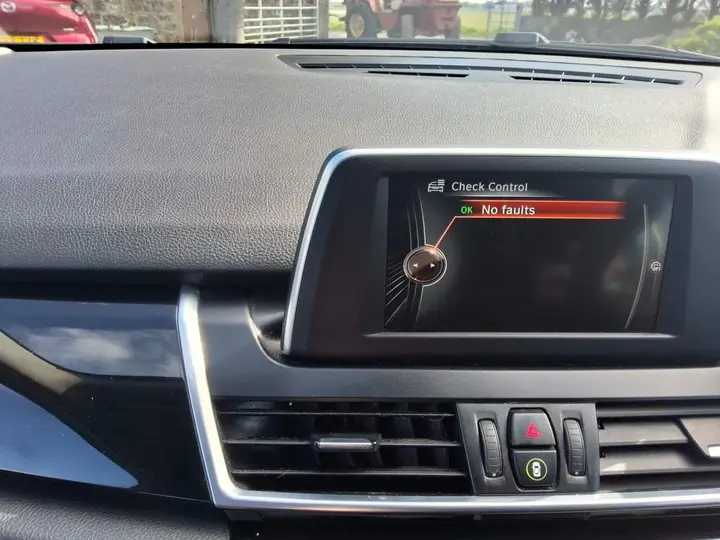 BMW 2 Series Gran Tourer 2016 photo 3