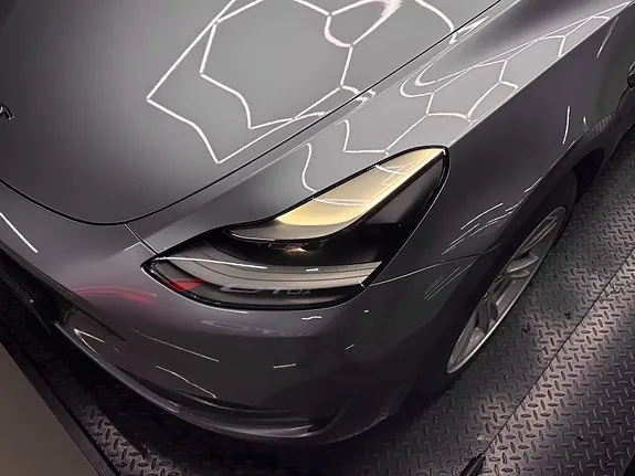 Tesla Model Y 2024 photo 5