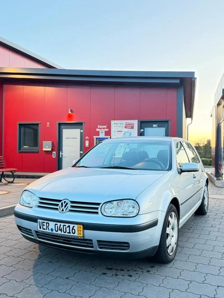 Volkswagen Golf 4