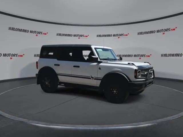 Ford Bronco 2024 photo 2