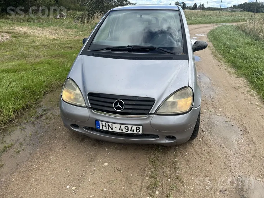 Mercedes-Benz A170 2003 photo 2