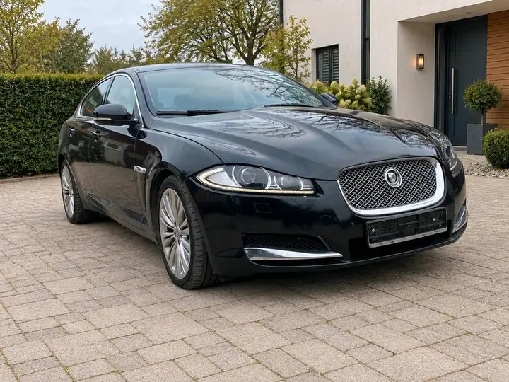 Jaguar Xf