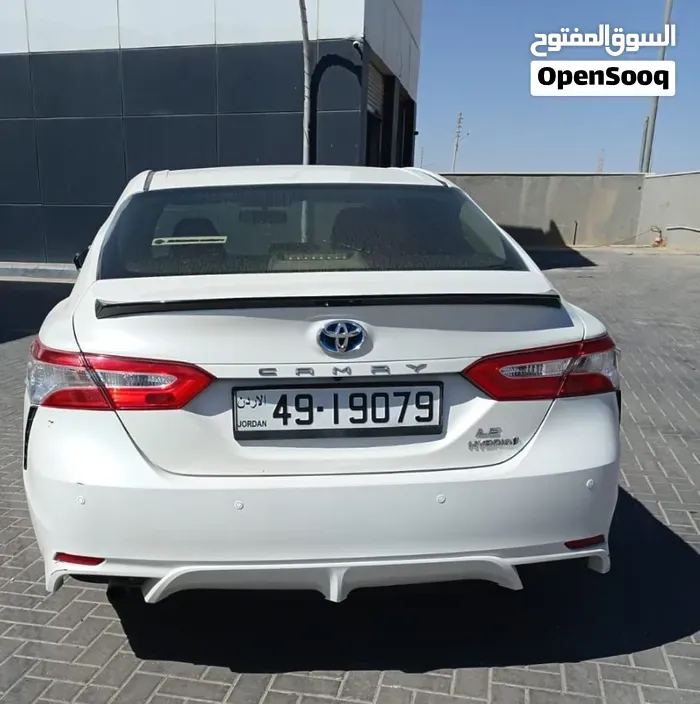 Toyota Camry 2019 photo 2