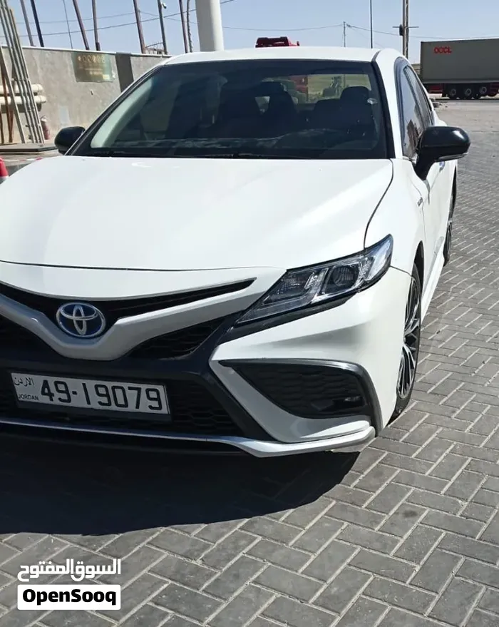 Toyota Camry 2019 photo 3