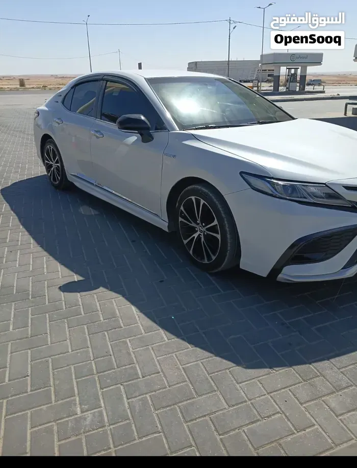 Toyota Camry 2019 photo 4