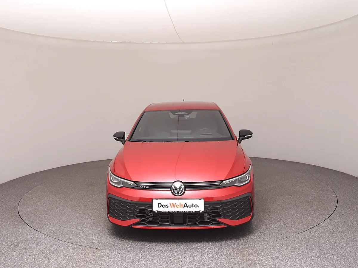 Volkswagen Golf 2025 photo 3