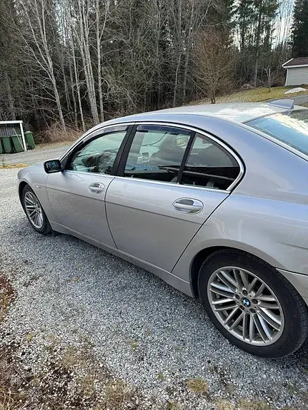 BMW 730D 2003 photo 4