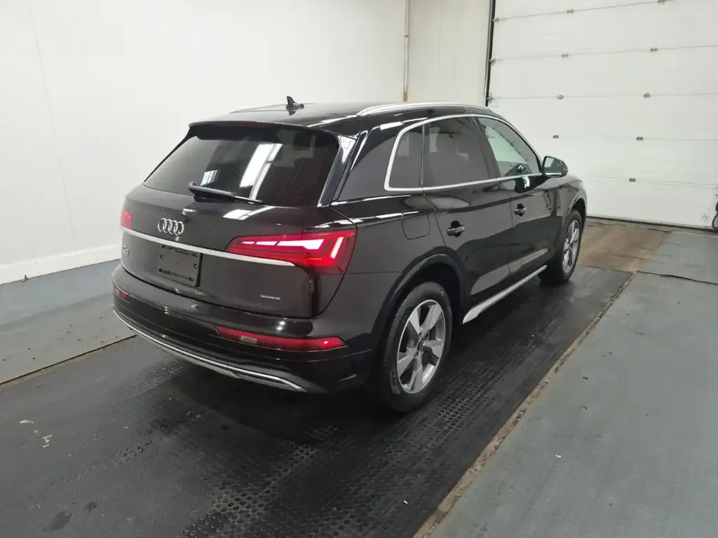 Audi Q5 2022 photo 2