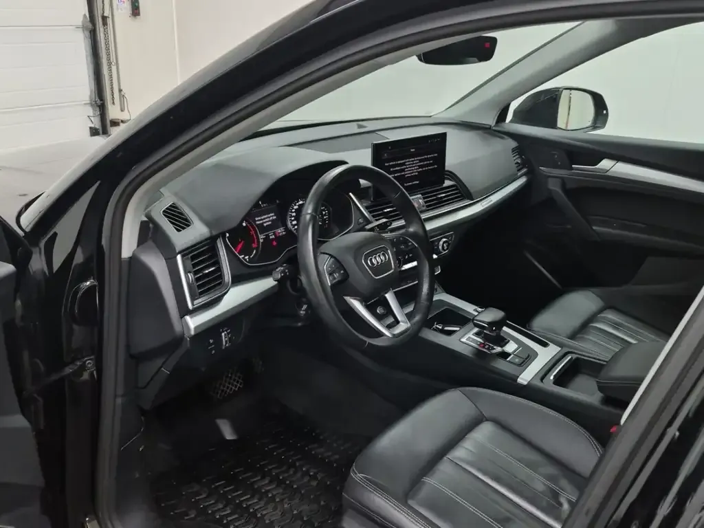 Audi Q5 2022 photo 3