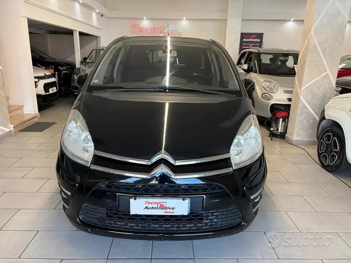 Citroen C4 Picasso 2011 photo 2