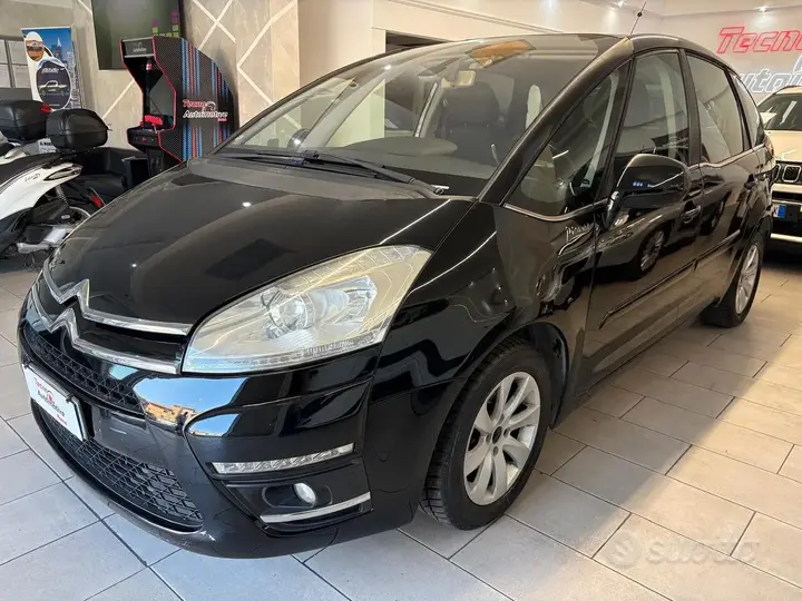 Citroen C4 Picasso 2011 photo 3