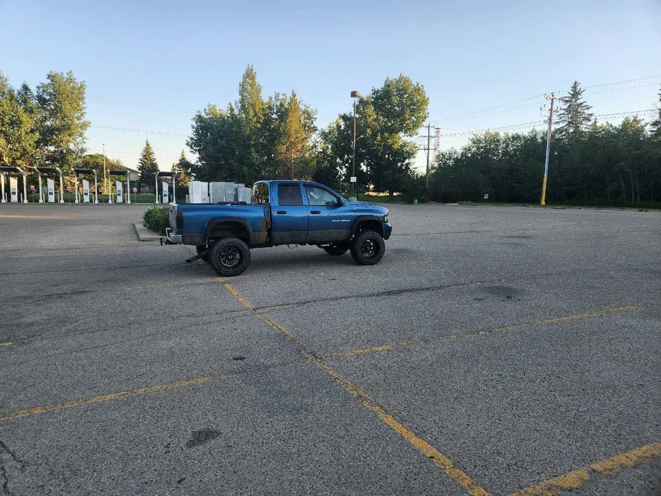 Dodge Ram 2500 2004 photo 4