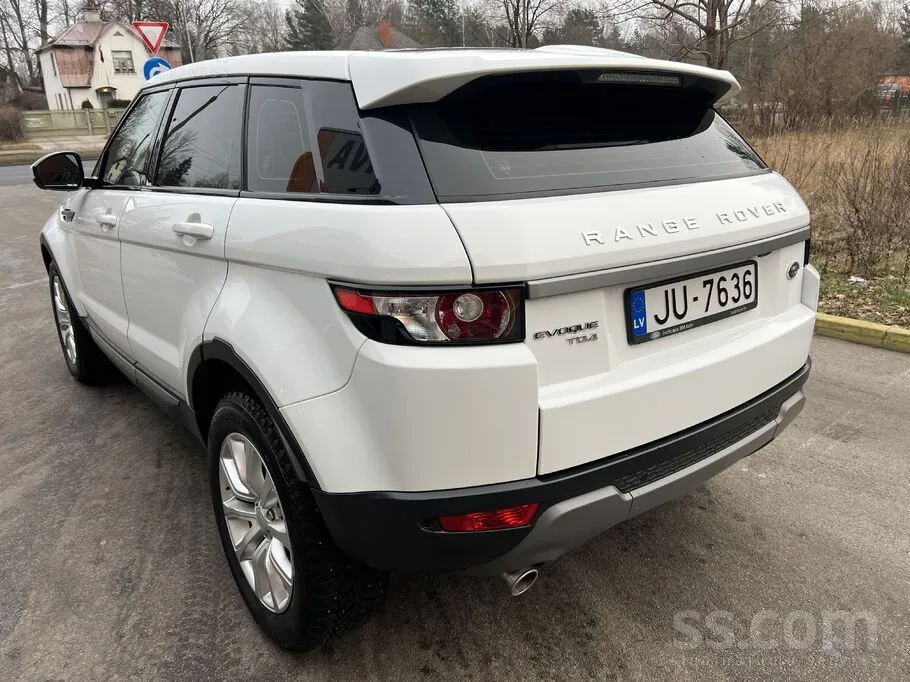 Land Rover Range Rover Evoque 2015 photo 2