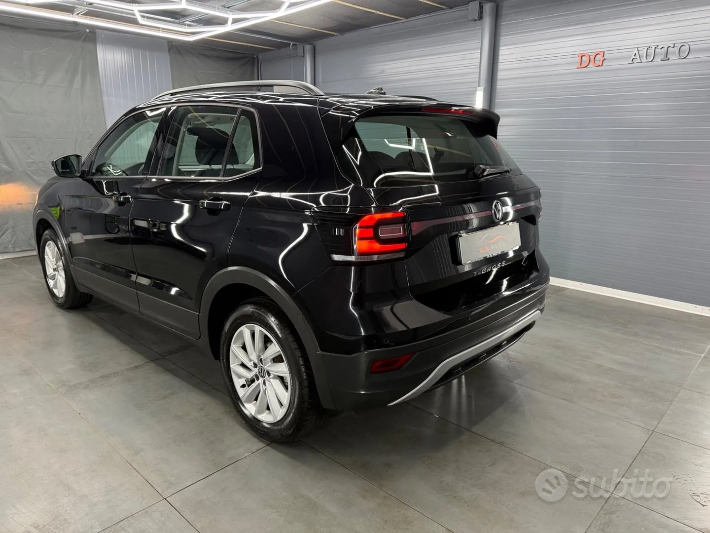 Volkswagen T-Cross 2023 photo 4