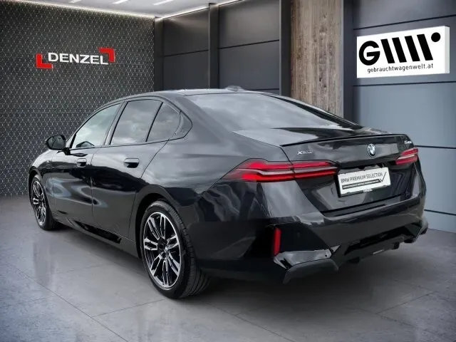 BMW 5 Series 2025 photo 3