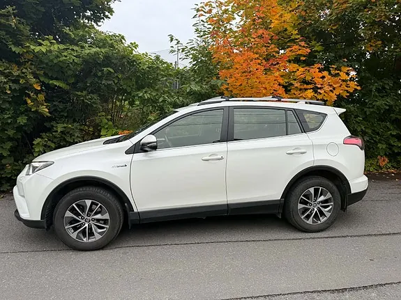 Toyota Rav4 2017 photo 4