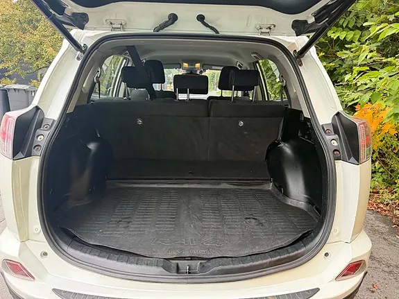 Toyota Rav4 2017 photo 5