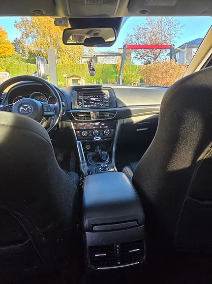 Mazda 6