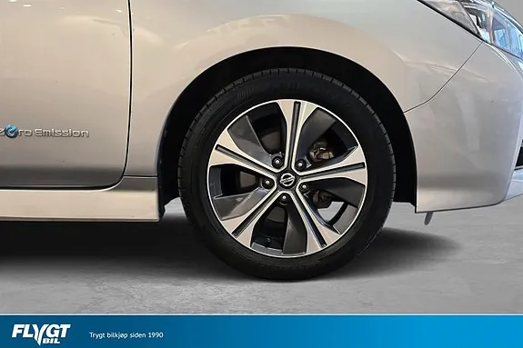 Nissan Leaf 2019 photo 5