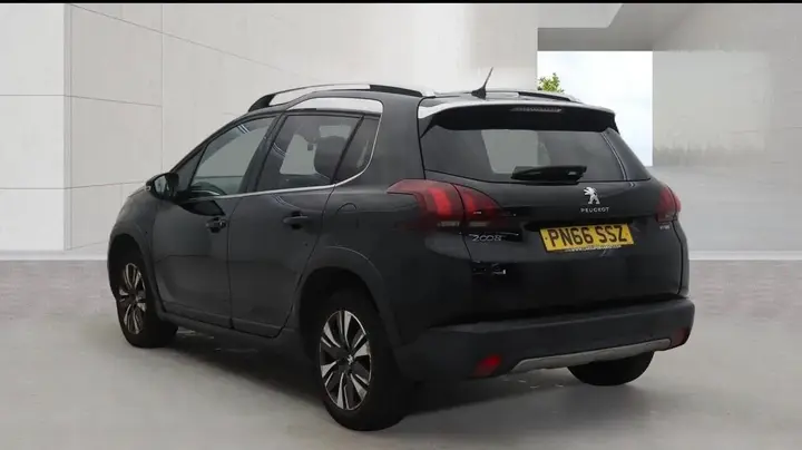 Peugeot 2008 2017 photo 3