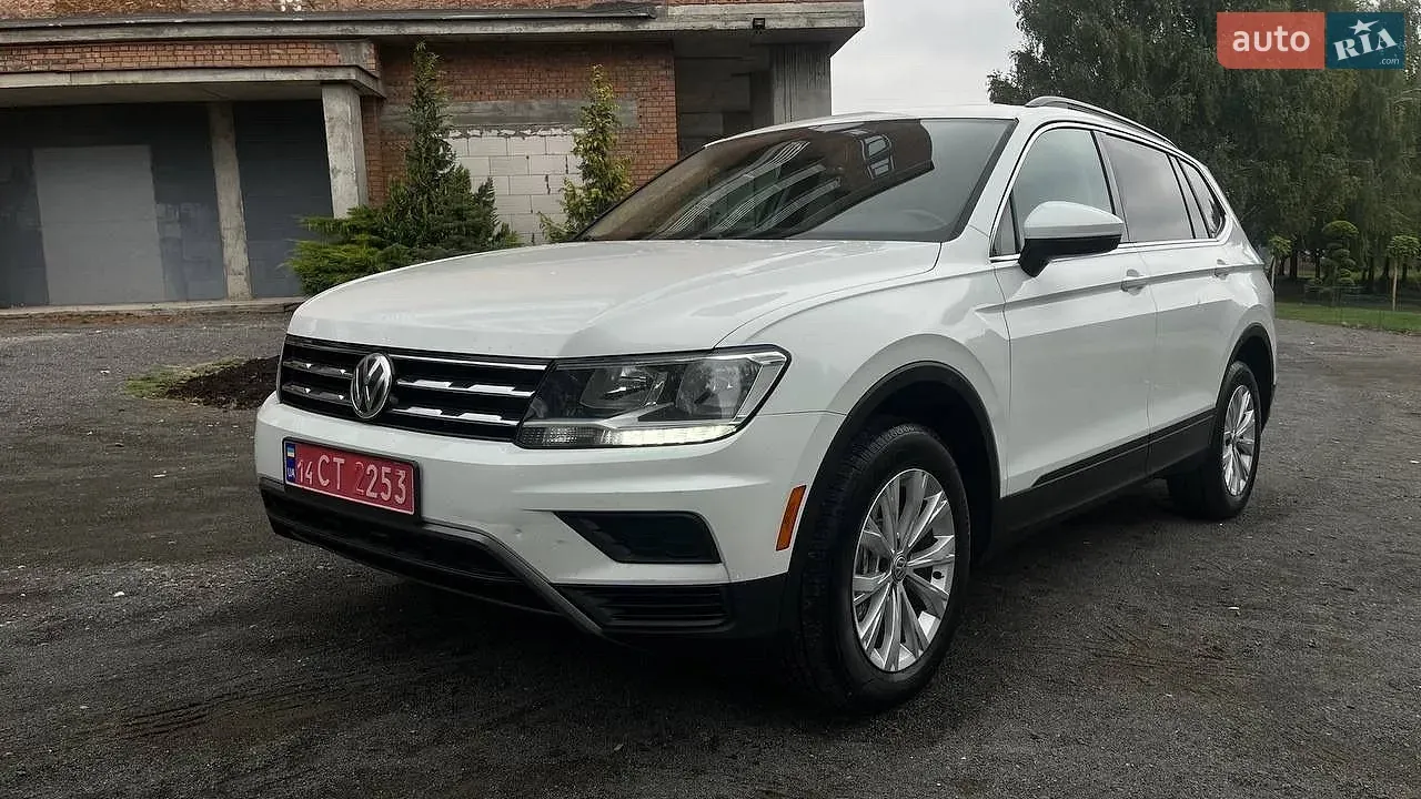 Volkswagen Tiguan 2021 photo 2