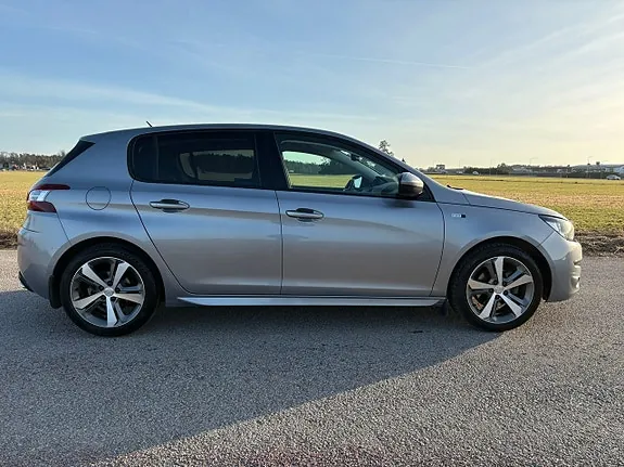 Peugeot 308 2016 photo 4